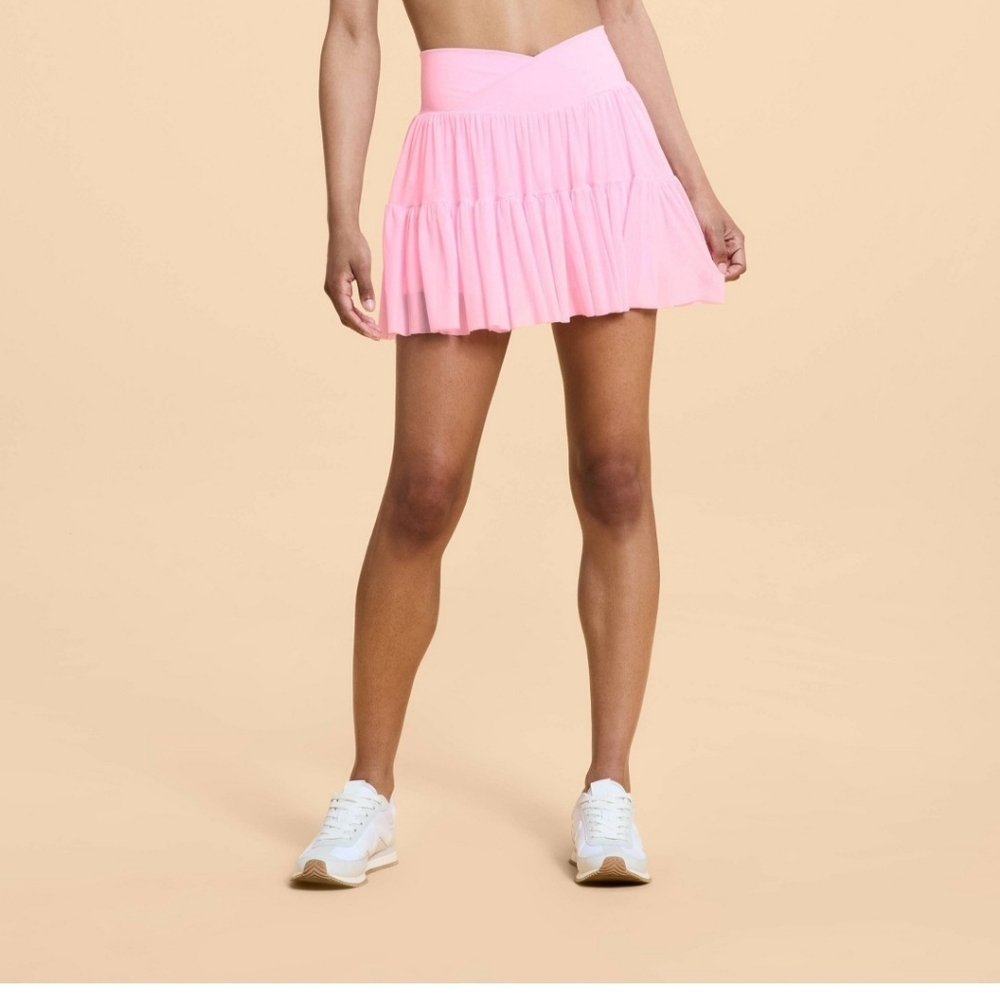 SOLD🤑NWT Blogilates Pirouette Skort